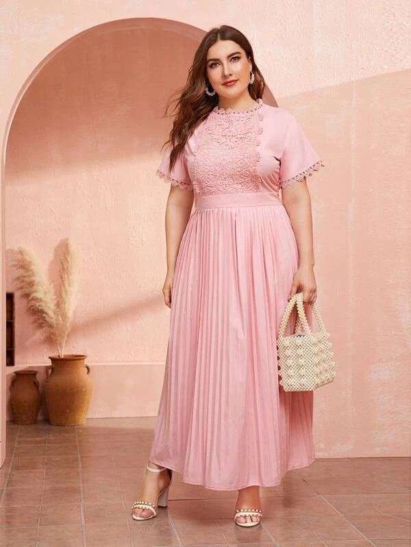 Solid Lace Pleated Plus Size Round Neck Short Sleeve Maternity Maxi Dress